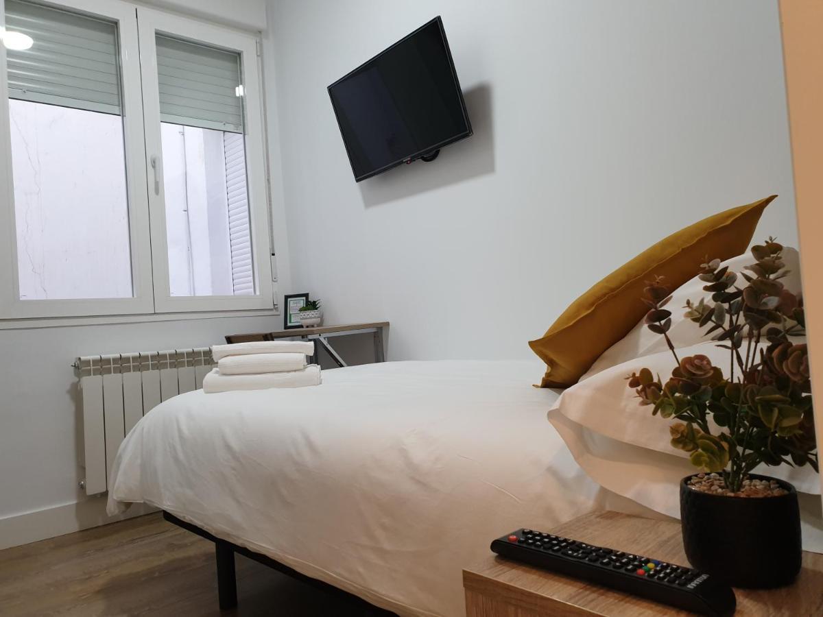 Norte Oviedo Rooms Madrid Exterior photo