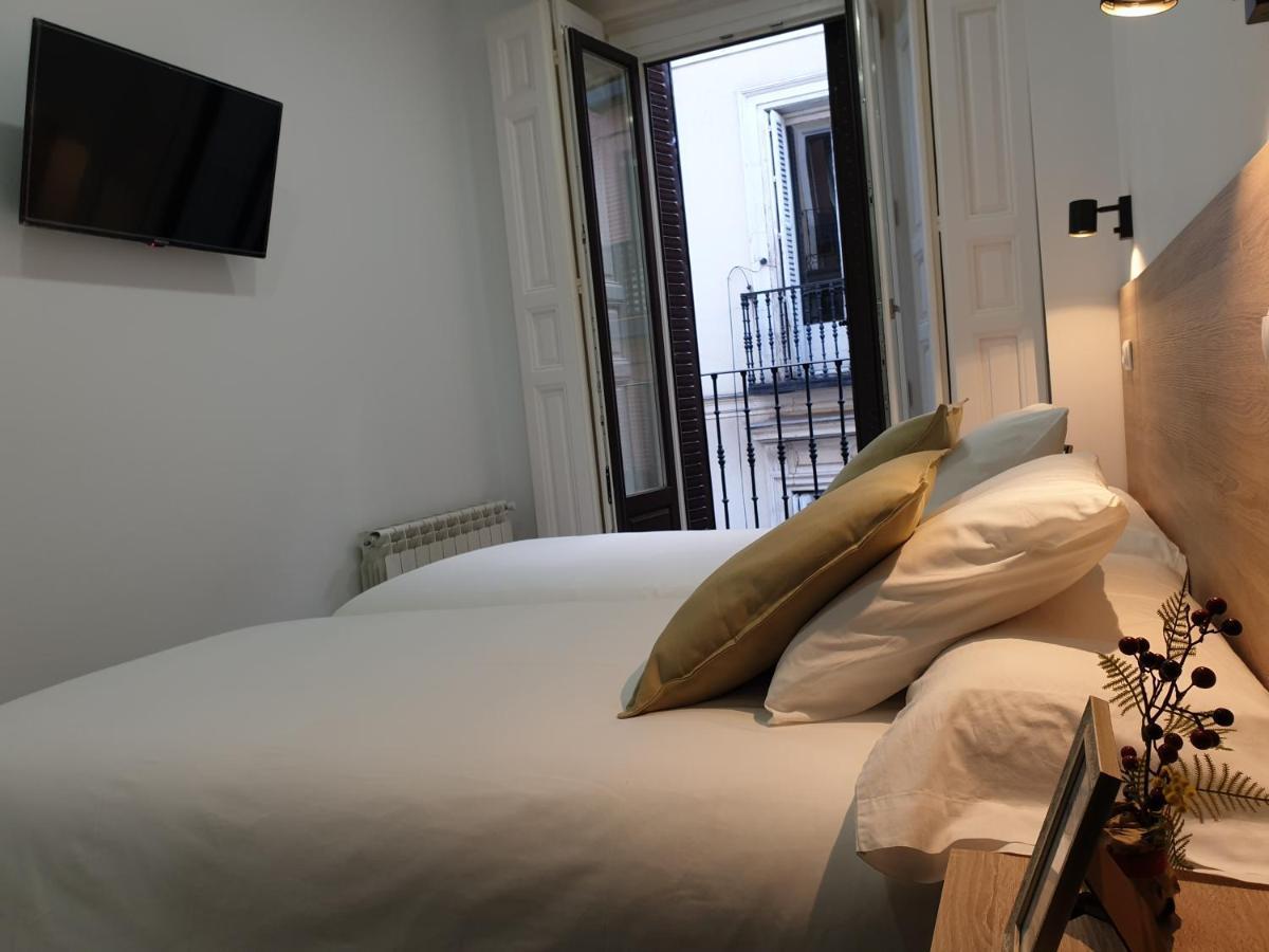 Norte Oviedo Rooms Madrid Exterior photo